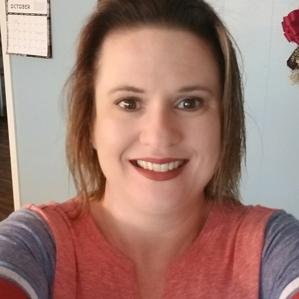 Meet your Posher, Crystal